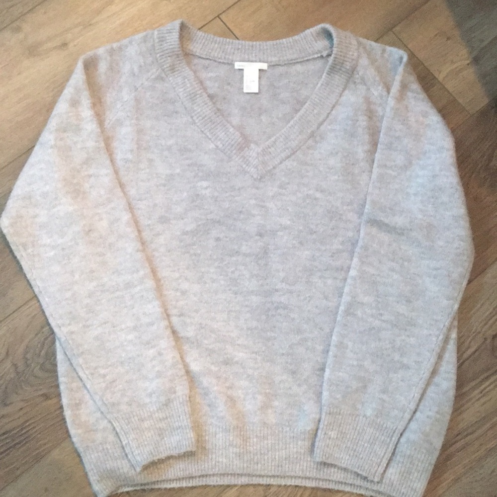H&M v-neck sweater